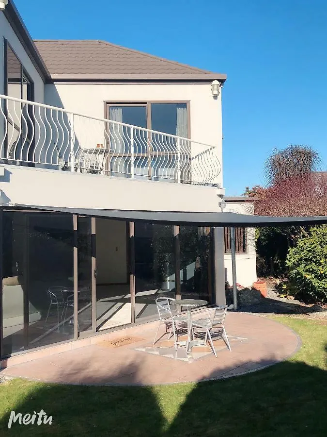 Hanrahan Holiday Home Christchurch New Zealand