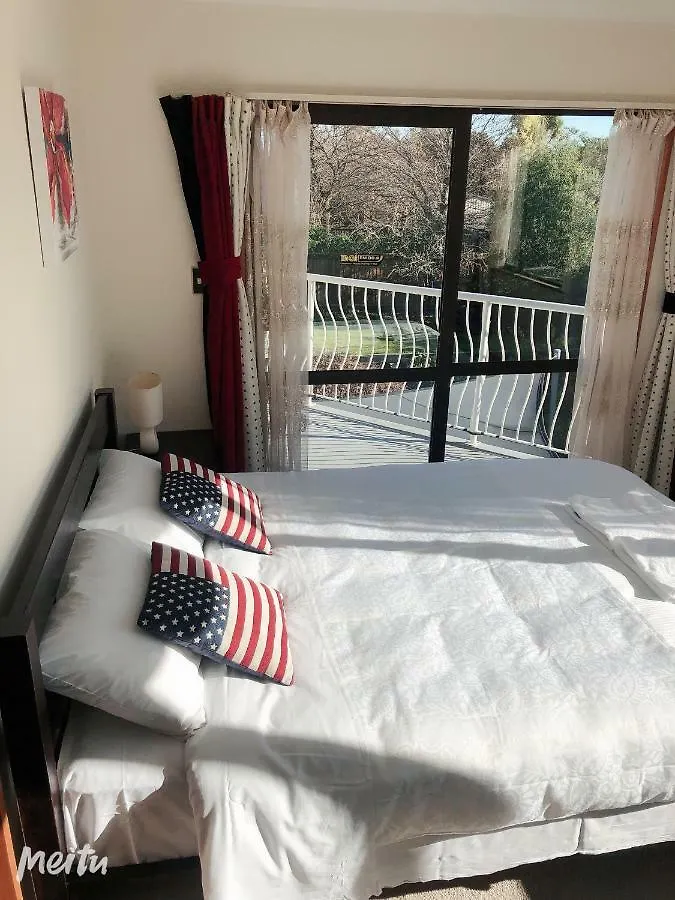Hanrahan Holiday Home Christchurch New Zealand